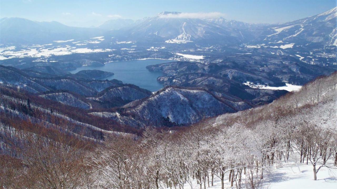 Blueberry Pension Madarao Iiyama Exterior foto